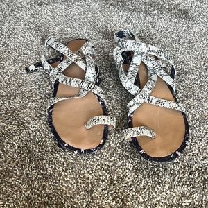 Cabi sandals